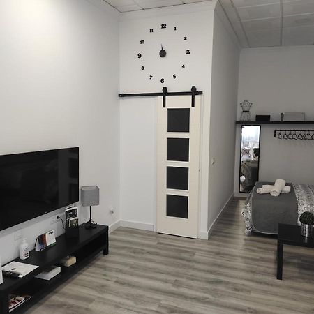 Apartamento Turistico Lyra Baena Ngoại thất bức ảnh