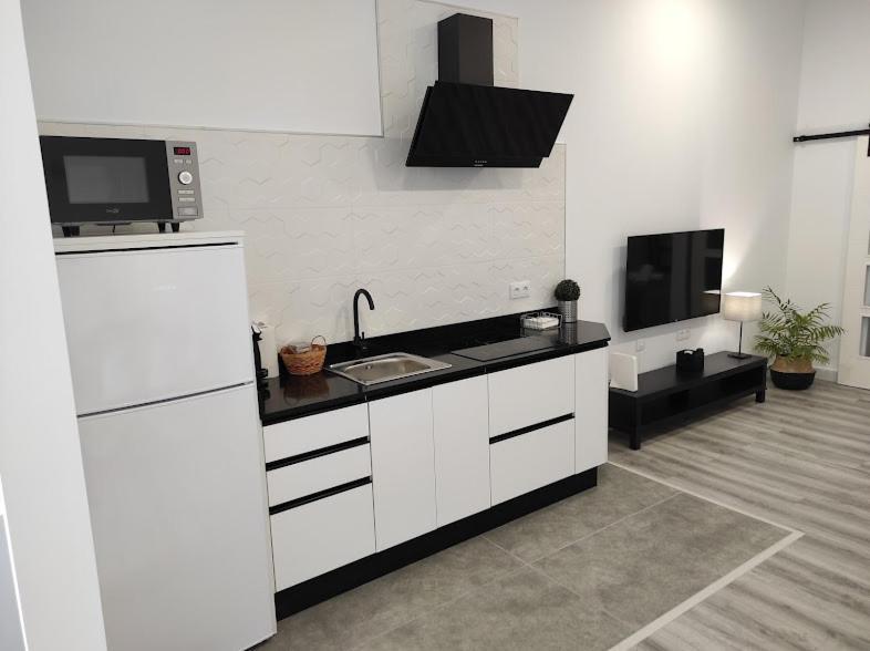 Apartamento Turistico Lyra Baena Ngoại thất bức ảnh