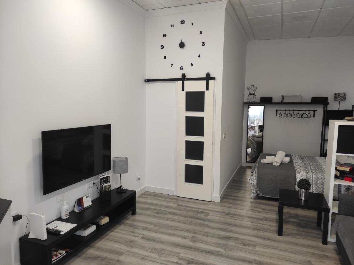 Apartamento Turistico Lyra Baena Ngoại thất bức ảnh