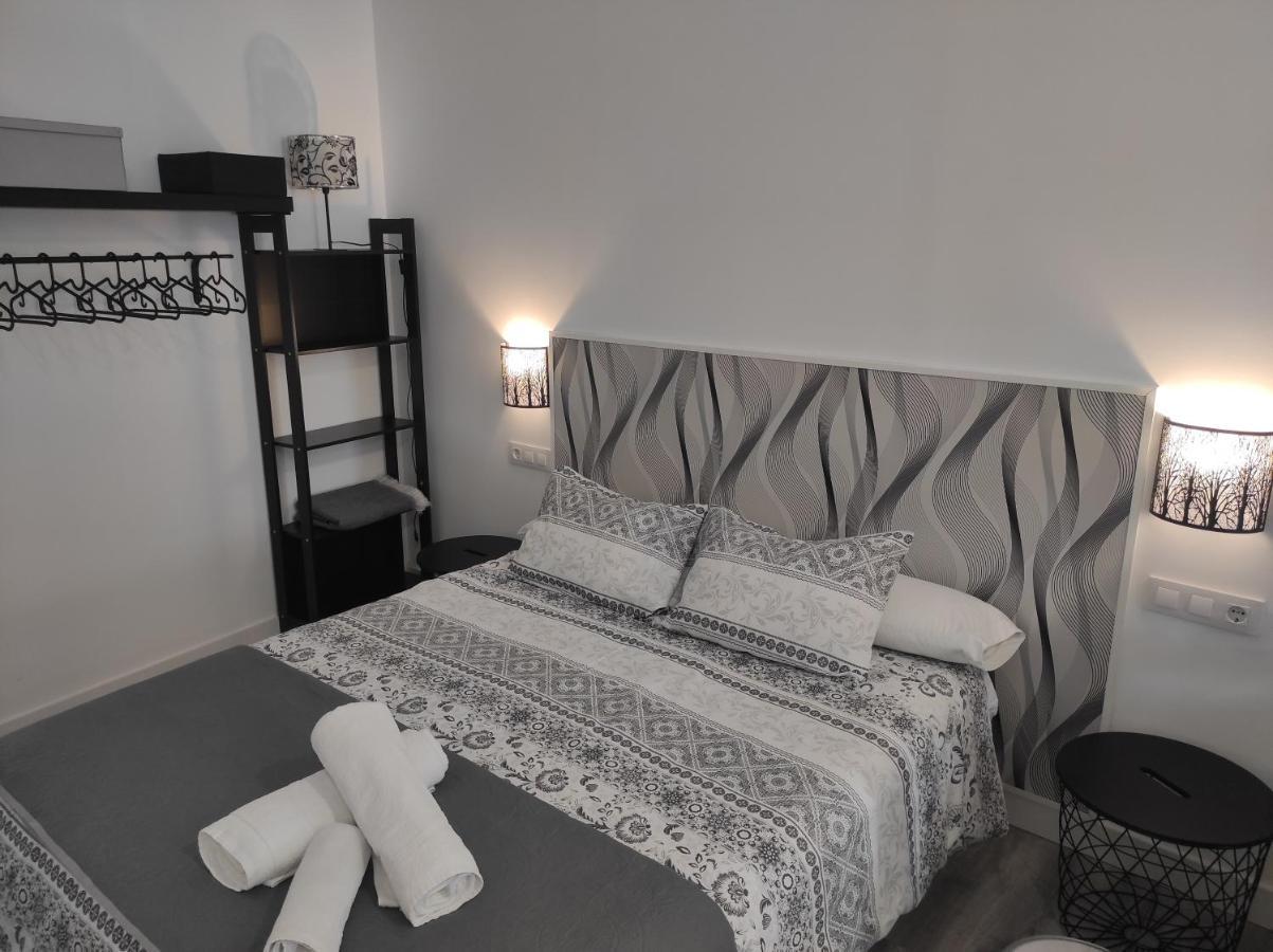 Apartamento Turistico Lyra Baena Ngoại thất bức ảnh